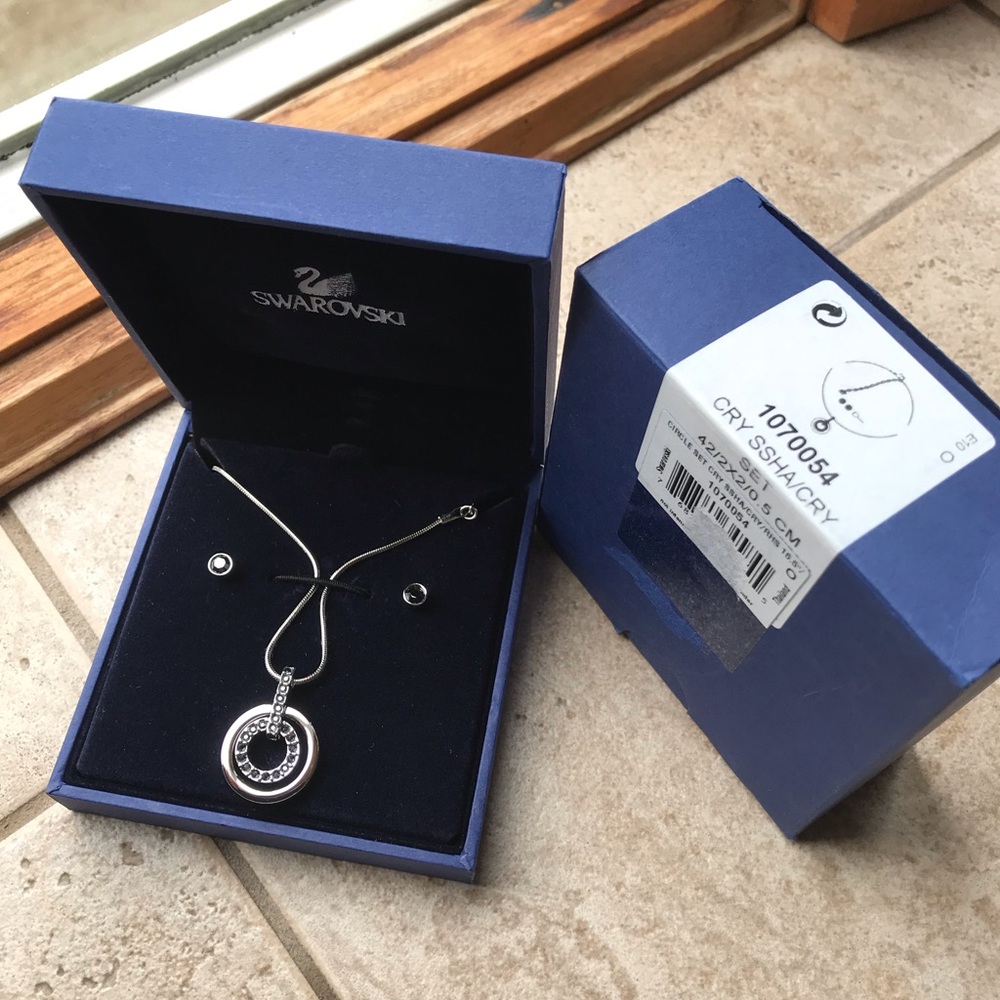 Swarovski Silver Crystal Circle Pendant Necklace